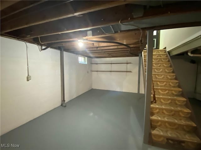 726 Orlo Ln, Boardman, OH 44512 - below grade area featuring stairs