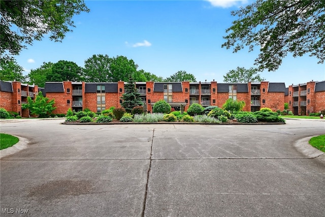 4183 Columbia Rd, North Olmsted, OH 44070 - view of apartment building / complex