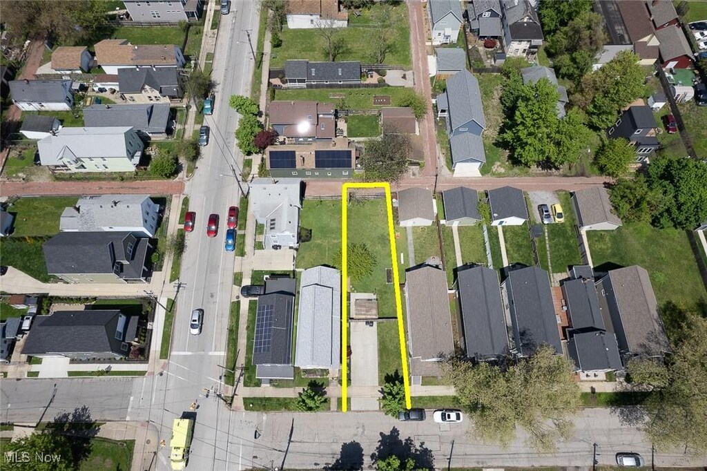 4310 Bailey Ave, Cleveland, OH 44113 - photo 1