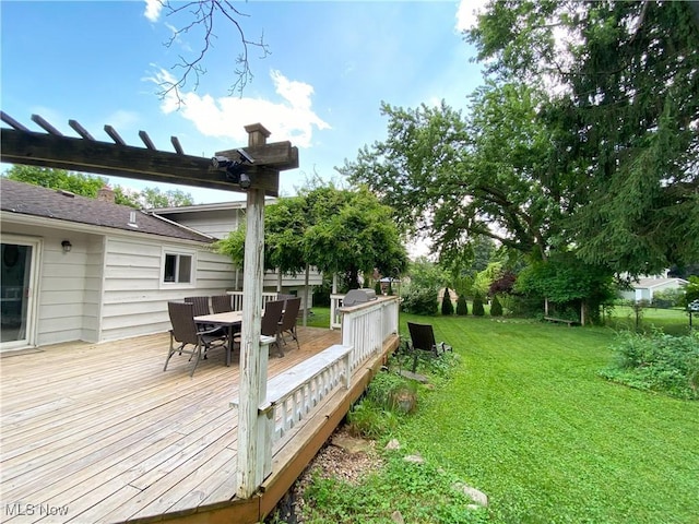 123 Prentiss St, Munroe Falls, OH 44262 - wooden deck with outdoor dining space and a yard