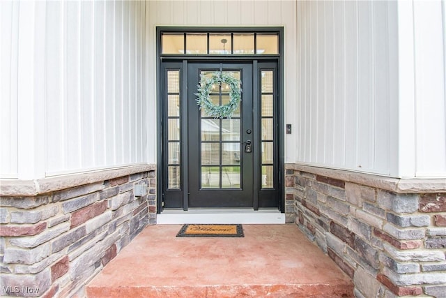 993 Pin Oaks Dr, Broadview Heights, OH 44147 - doorway to property with stone siding