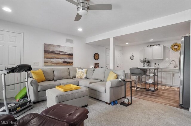 47688 Tomahawk Dr, Negley, OH 44441 - living area with recessed lighting, ceiling fan, and light wood-style floors