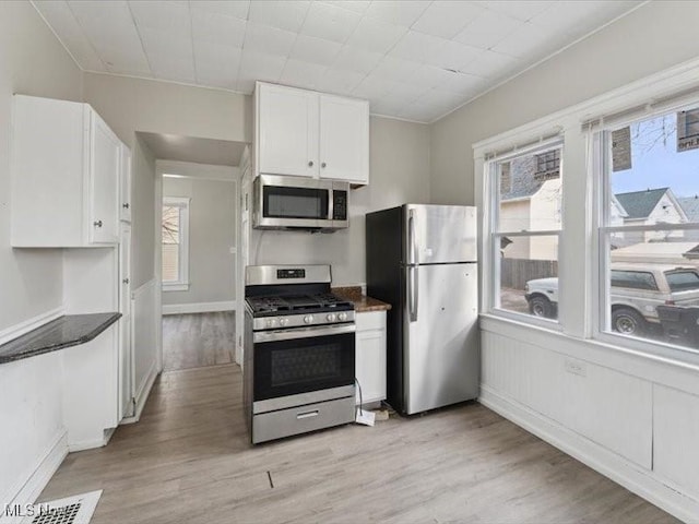 3619 Poe Ave, Cleveland, OH 44109 - photo 6