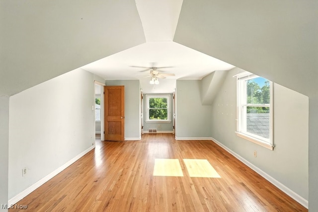 5105 E Sprague Rd, Independence, OH 44131 - bonus room featuring light wood-style floors and a ceiling fan