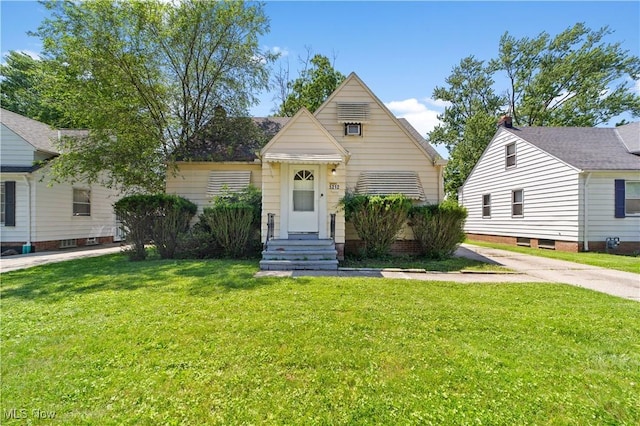 5212 Catherine St, Maple Heights, OH 44137 - photo 1