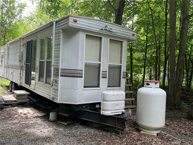 5264 Middle Rd, Conneaut, OH 44030 - photo 3