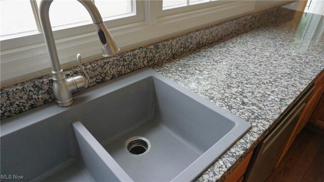 1519 Mctaggart Rd, Stow, OH 44224 - kitchen view of a sink and backsplash