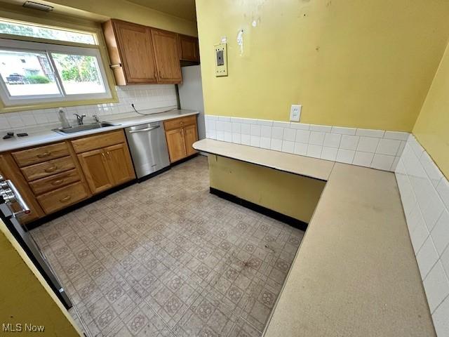 3154 Prior Dr, Cuyahoga Falls, OH 44223 - photo 16