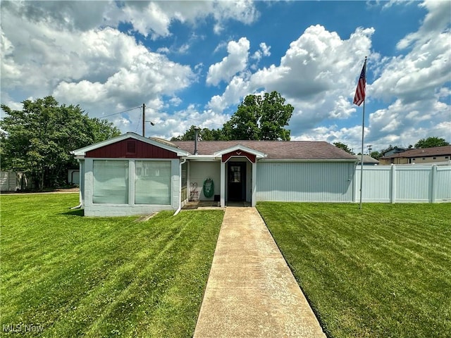 30 Bond St, Niles, OH 44446 - view of ranch-style house