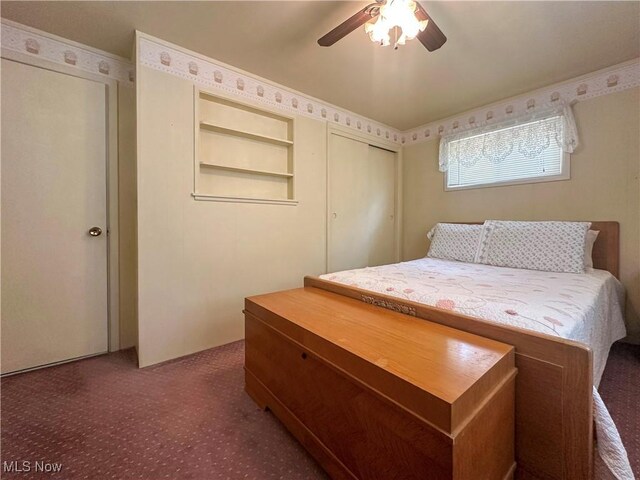30 Bond St, Niles, OH 44446 - bedroom featuring dark carpet, a closet, and ceiling fan