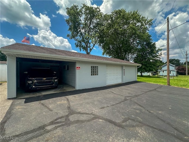 30 Bond St, Niles, OH 44446 - view of detached garage
