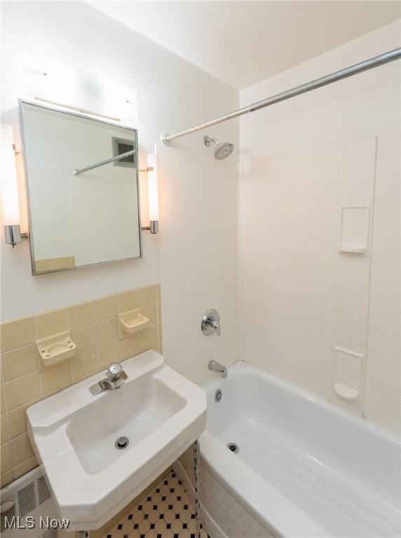 19201 Van Aken Blvd Unit 513, Shaker Heights, OH 44122 - photo 31