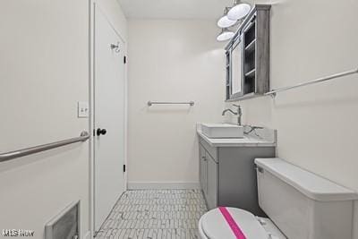 6265 Thunderbird Dr, Mentor, OH 44060 - bathroom featuring toilet and vanity