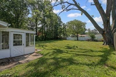 6265 Thunderbird Dr, Mentor, OH 44060 - view of grassy yard