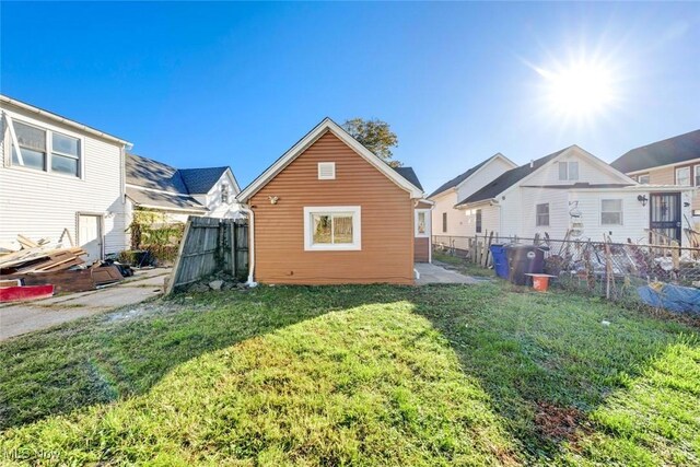 3226 W 52nd St, Cleveland, OH 44102 - photo 26