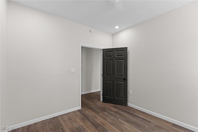 410 Elm St, Martins Ferry, OH 43935 - spare room with dark wood-style flooring, a ceiling fan, and recessed lighting