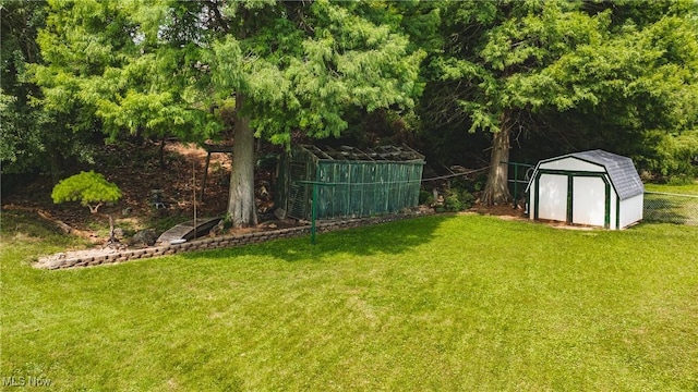1713 26th St, Parkersburg, WV 26101 - view of yard with a shed