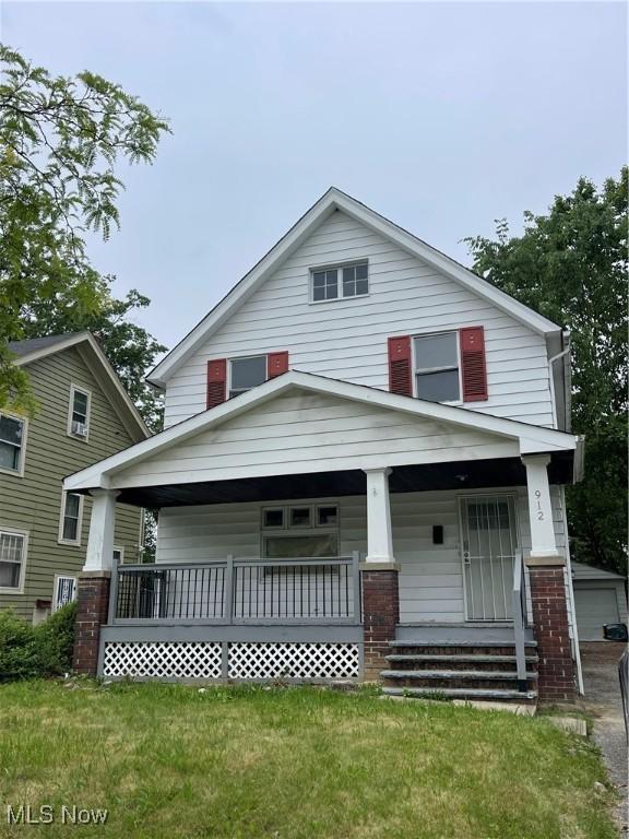 912 Yellowstone Rd, Cleveland Heights, OH 44121 - photo 1
