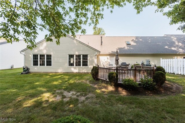 373 Chesapeake Cv, Painesville, OH 44077 - rear view of house with a deck