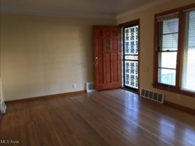 458 Westview Rd, Bedford, OH 44146 - photo 3