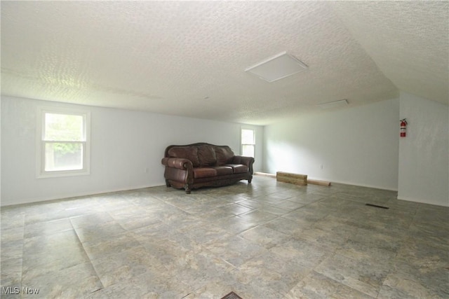 3316 S Canfield Niles Rd, Canfield, OH 44406 - unfurnished room featuring a textured ceiling