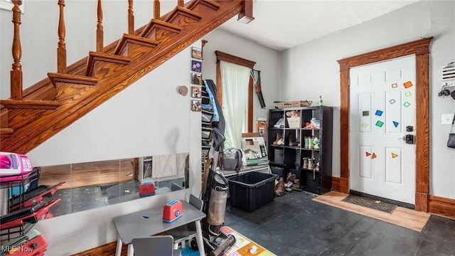 576 N Main St, Utica, OH 43080 - view of foyer entrance
