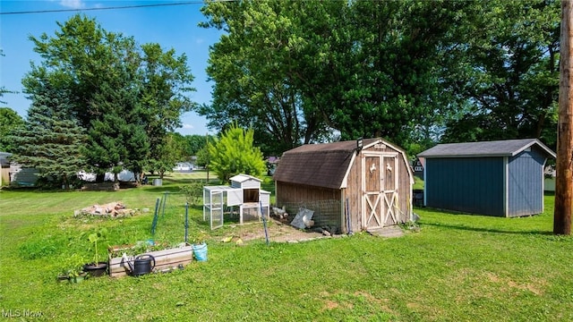 576 N Main St, Utica, OH 43080 - view of green lawn with a storage unit