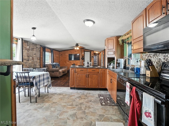 17748 Rock Creek Rd Unit 33, Thompson, OH 44086 - photo 18