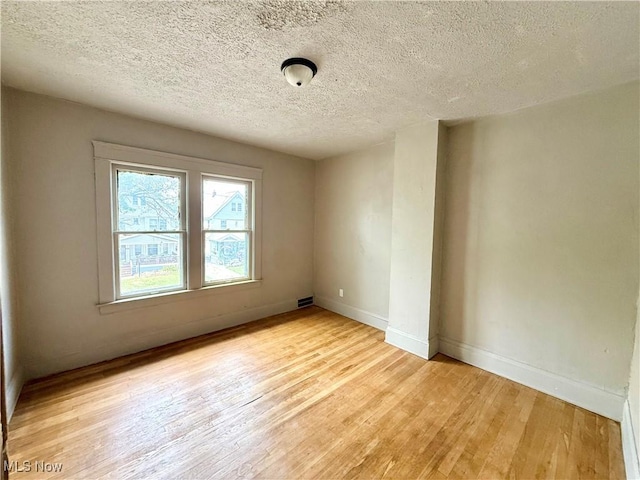 12406 Osceola Ave, Cleveland, OH 44108 - photo 8