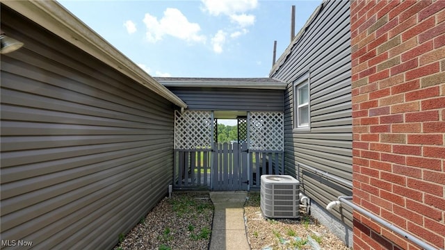 217 Mclaughlin Ave, Byesville, OH 43723 - view of side of property with a central air condition unit