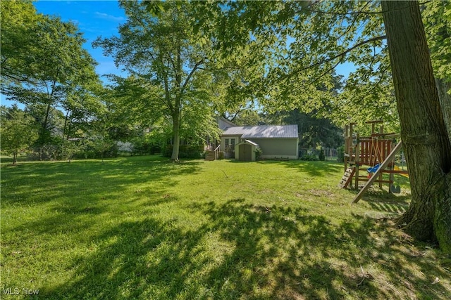5772 Sampson Dr, Girard, OH 44420 - photo 35