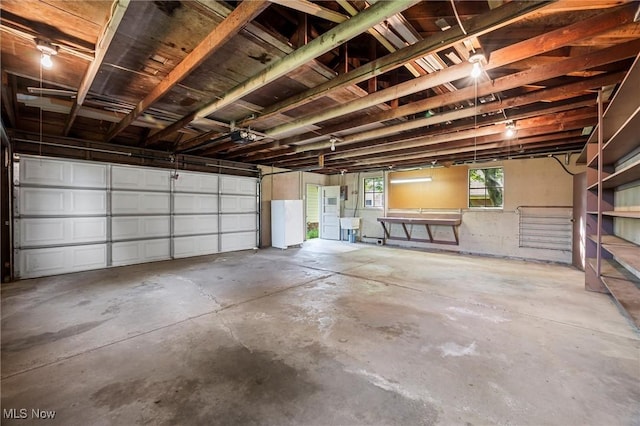 158 Elm St, Leetonia, OH 44431 - view of garage