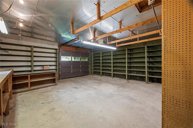158 Elm St, Leetonia, OH 44431 - view of garage