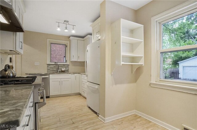 2300 Miramar Blvd, University Heights, OH 44118 - photo 27