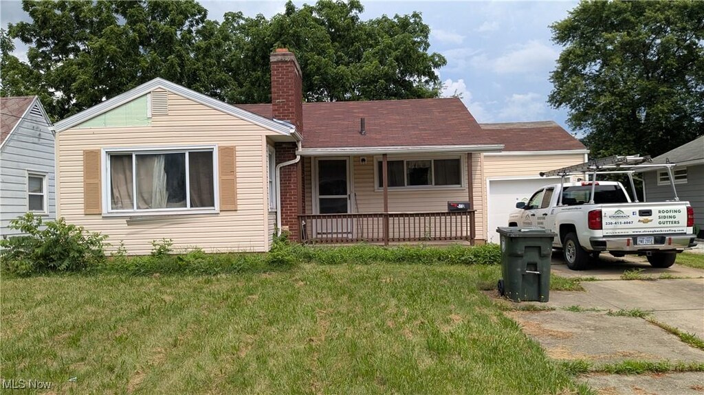 2550 Ellis Ave NE, Canton, OH 44705 - photo 1
