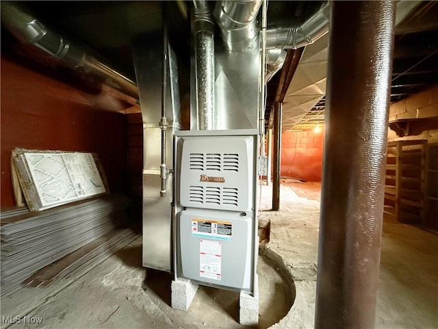 5048 Grove Ave, Lorain, OH 44055 - view of utility room