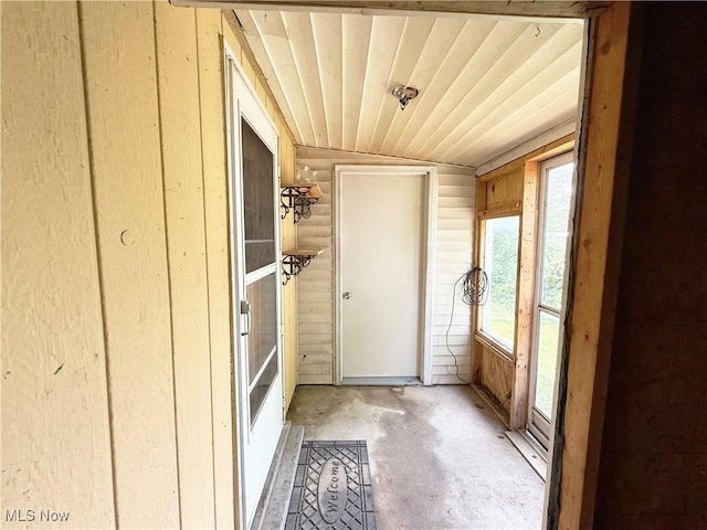 5048 Grove Ave, Lorain, OH 44055 - view of unfurnished sunroom