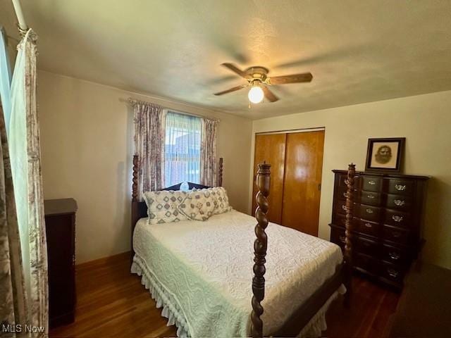 211 Donnell St, Weirton, WV 26062 - bedroom featuring wood finished floors, a closet, and a ceiling fan