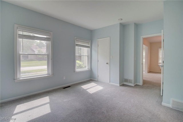 181 Seminary St, Berea, OH 44017 - unfurnished bedroom with carpet flooring and baseboards