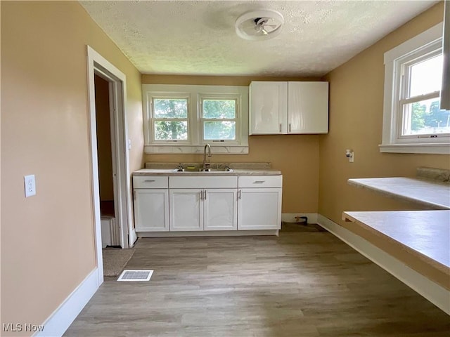 1063 Raymond St, Akron, OH 44307 - photo 9