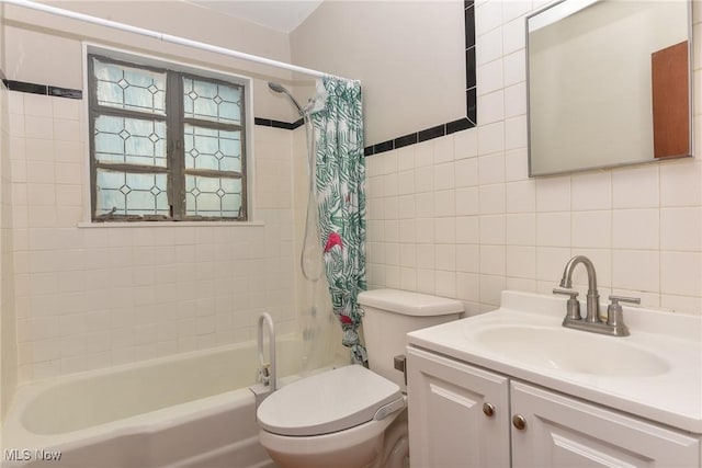 1212 State Route 7 NE, Brookfield, OH 44403 - bathroom featuring tile walls, shower / bath combination with curtain, vanity, and tasteful backsplash