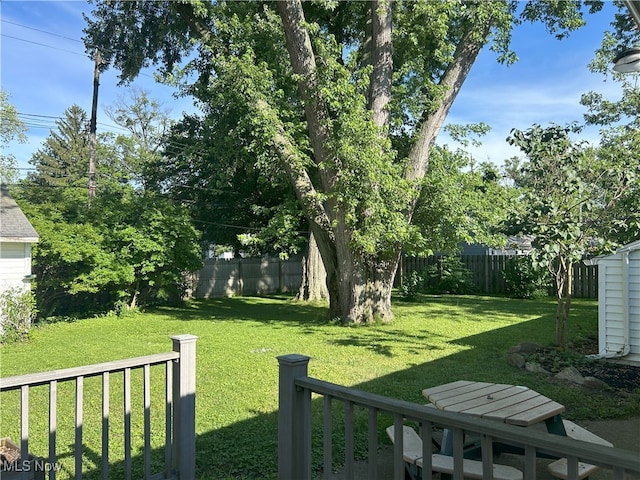 605 Cherokee Trl, Willoughby, OH 44094 - photo 15