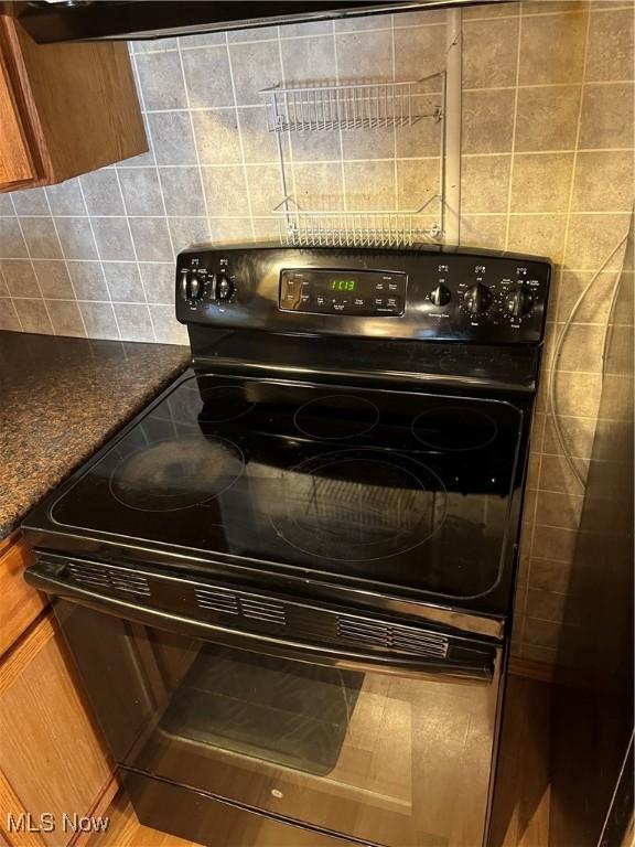 9151 Mentor Ave Unit D11, Mentor, OH 44060 - photo 5