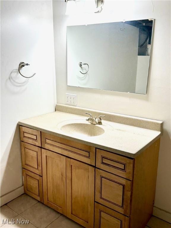 1104 Kenmore Ave SE, Warren, OH 44484 - bathroom featuring vanity and tile patterned floors