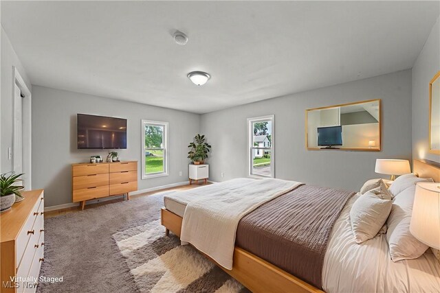 1014 Noble St E, Alliance, OH 44601 - bedroom with baseboards