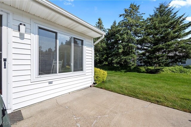 943 Hidden Valley Dr, Huron, OH 44839 - photo 26