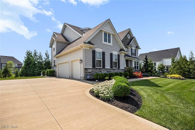32577 Muirfield Dr, Avon Lake, OH 44012 - photo 3