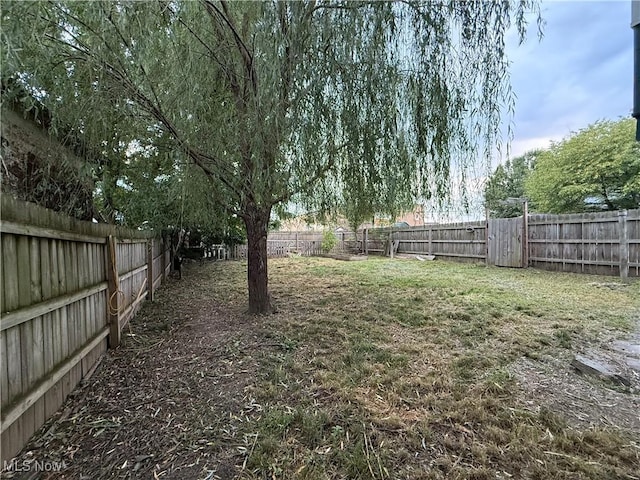 2000 16th St, Parkersburg, WV 26101 - view of fenced backyard