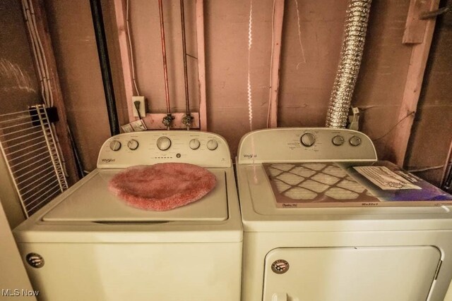 3888 Lake Run Blvd, Stow, OH 44224 - washroom with separate washer and dryer