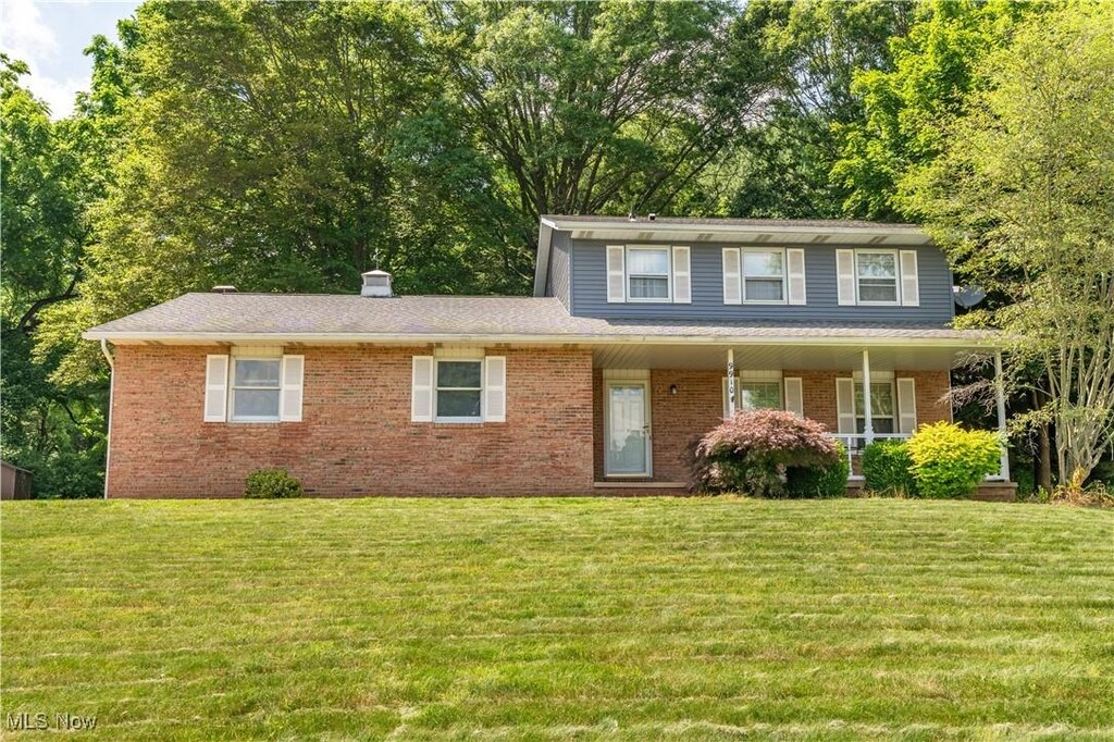 9910 Hocking St NW, Massillon, OH 44646 - photo 1